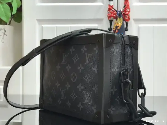 First bag ru VUITTON SOFT TRUNK LOUIS 0407